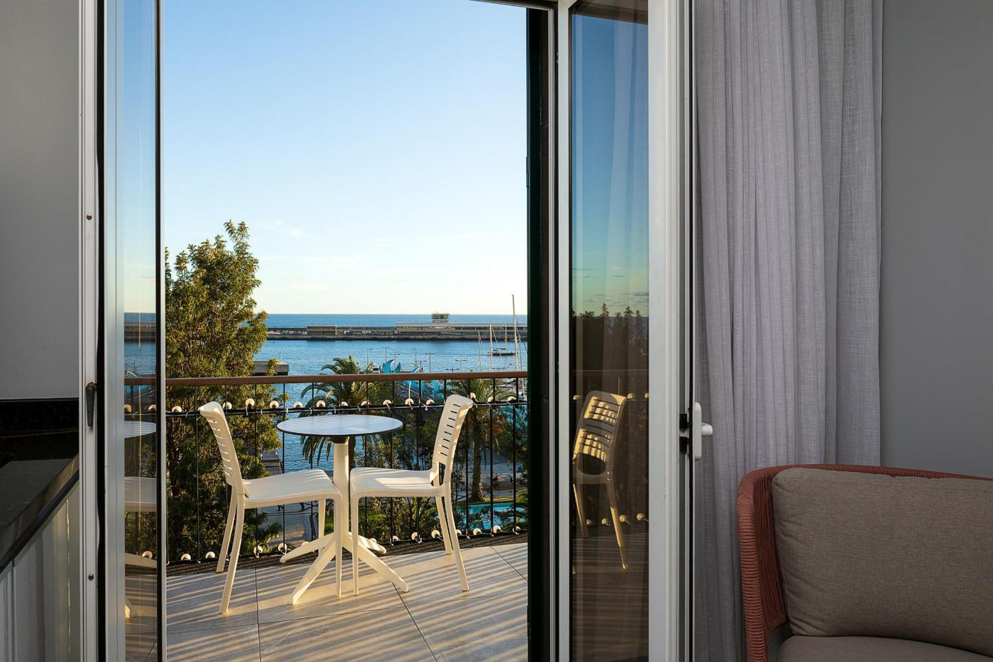 King David Suites By Madeira Sun Travel Фуншал Экстерьер фото